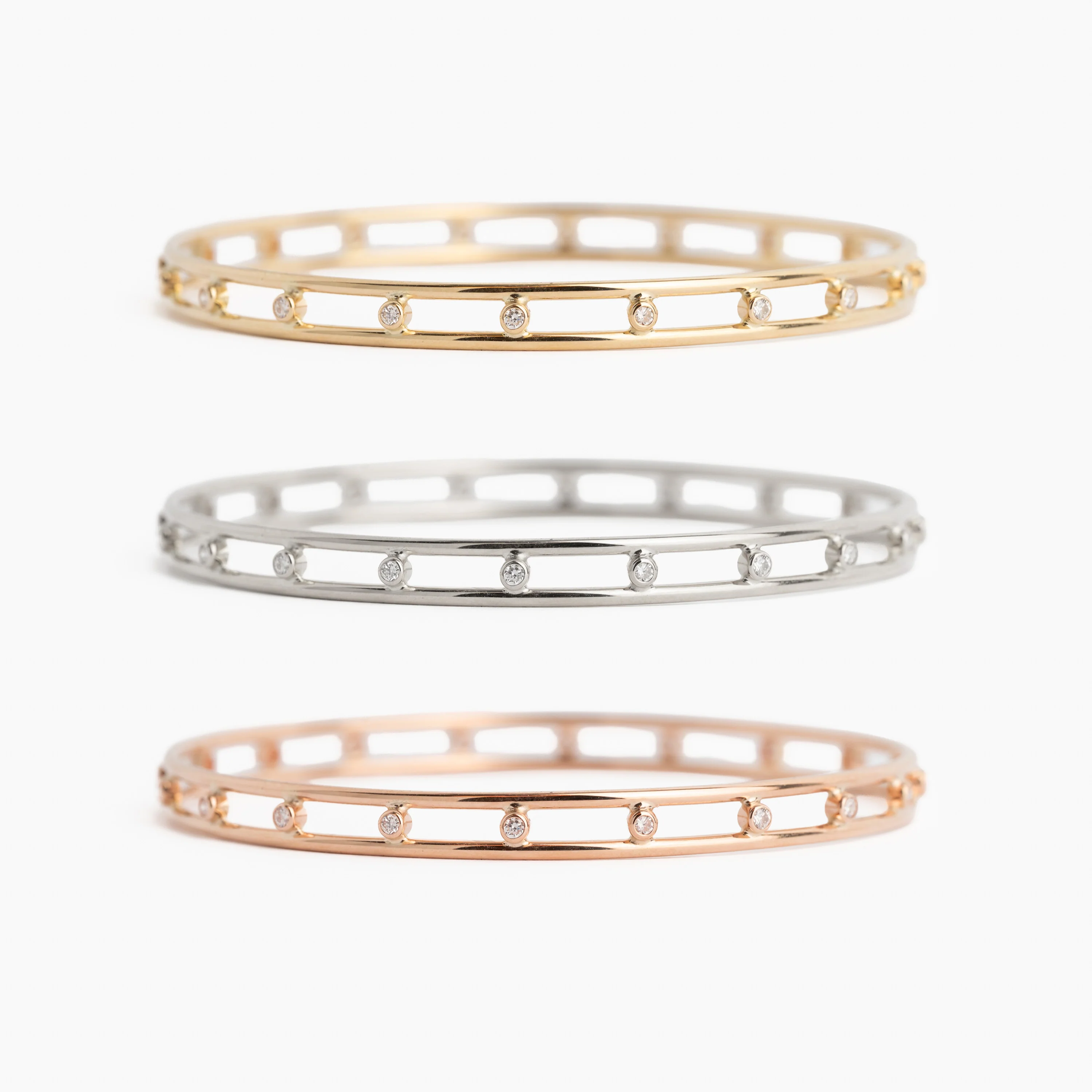 The Mini Anniversary Bangle - Image 4