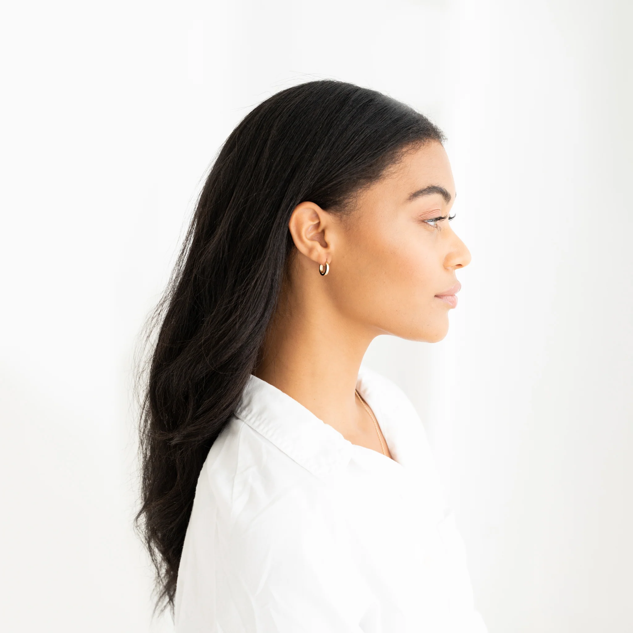 The Small Gold Hoops - Image 4